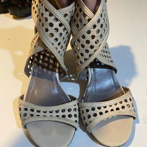 Miss Sixty, Zip up back pumps